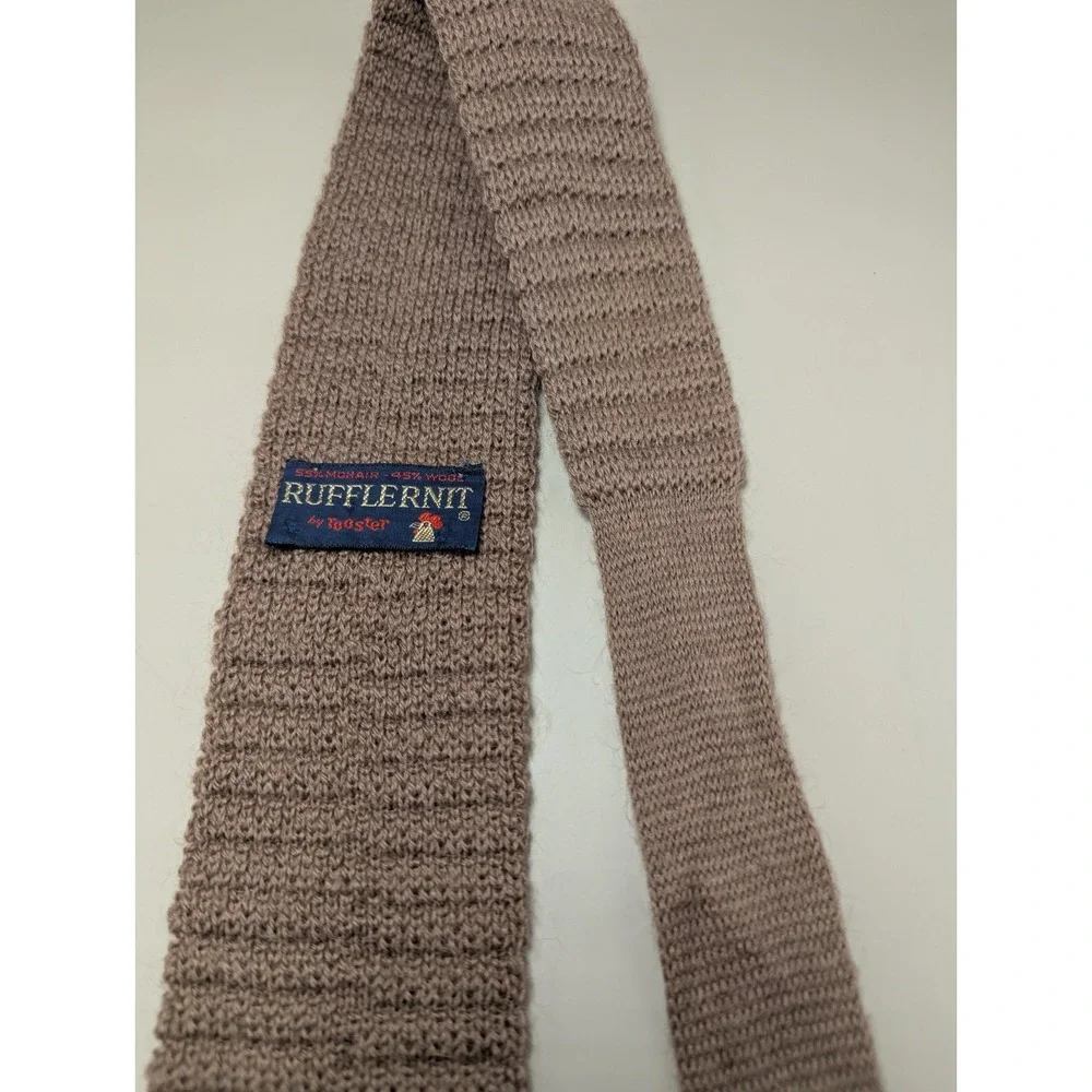 Vintage Rooster Rufflernt Knit Tie 55% Mohair 45% Wool Brown Square End Necktie